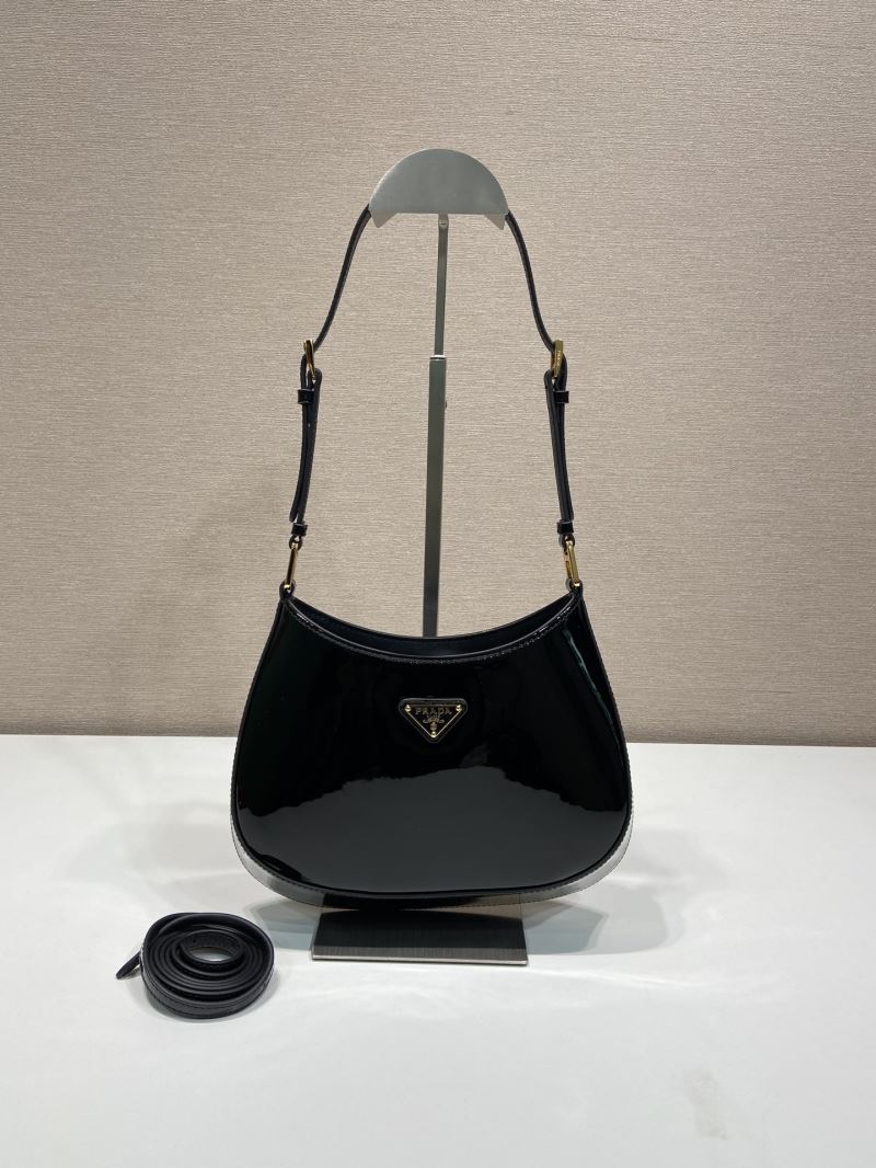 Pra*a cleo bags